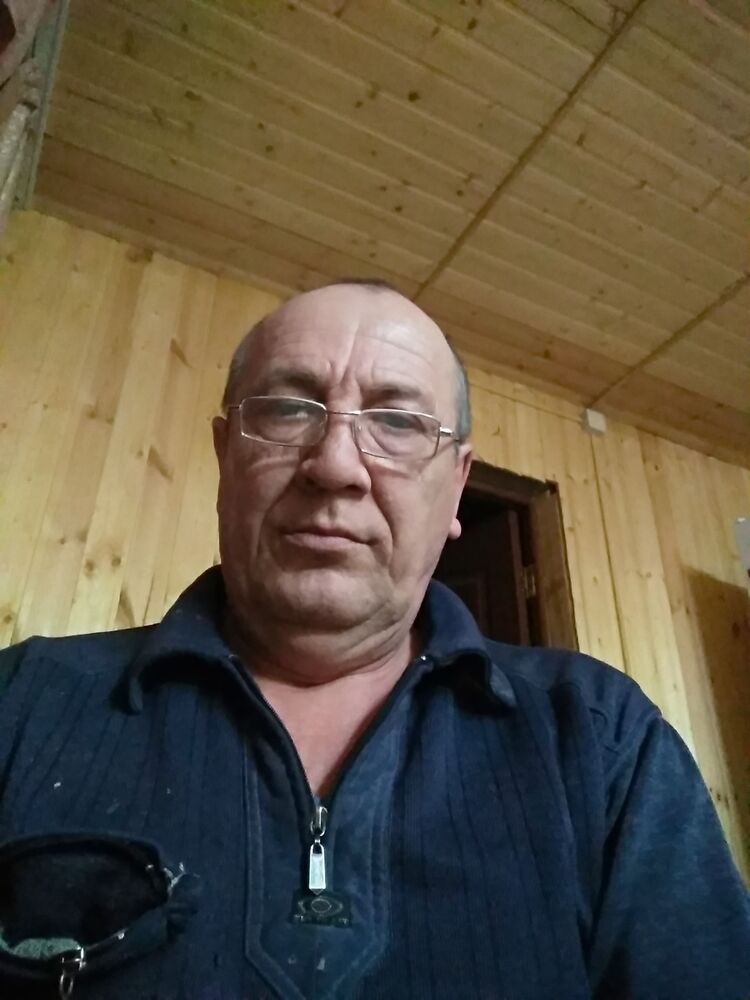  42424918  Fanis, 58 ,     