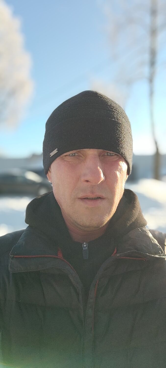  ,   Denis, 45 ,   ,   , c 