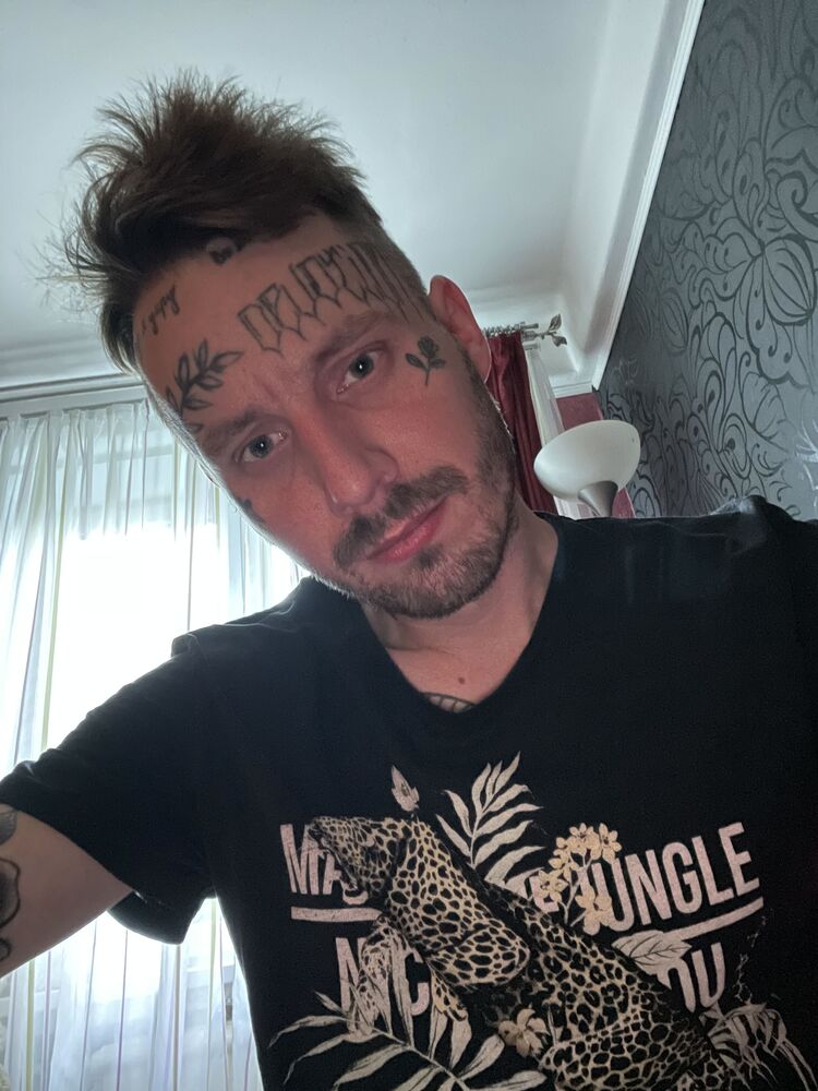  36532238  , 31 ,    -