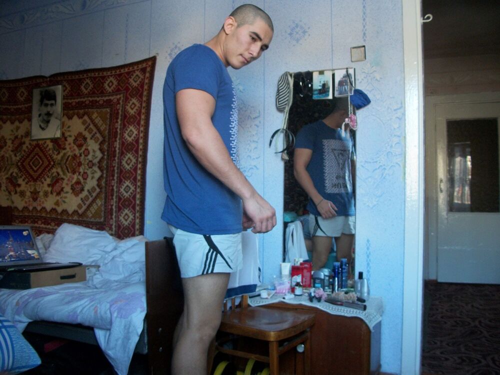  ,   Azik, 34 ,   