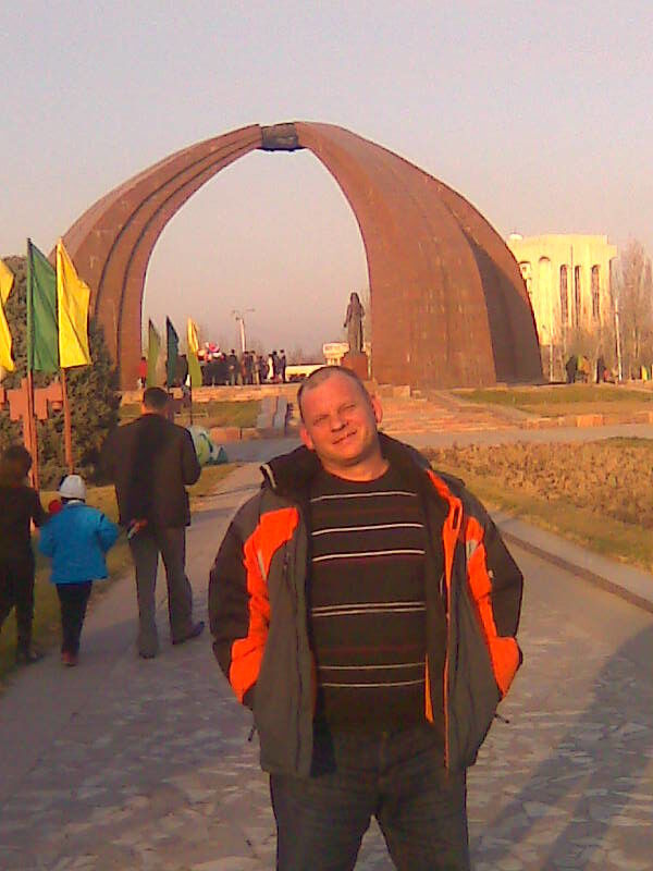  ,   Oleg, 56 ,   