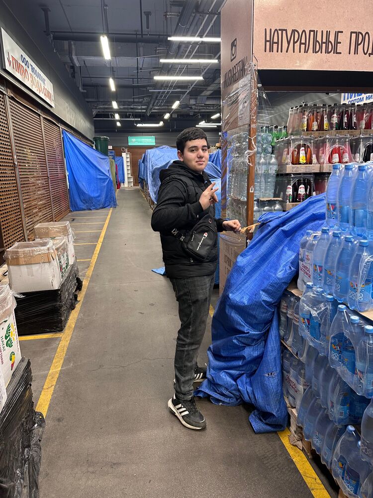  54401818  Aysim, 20 ,    