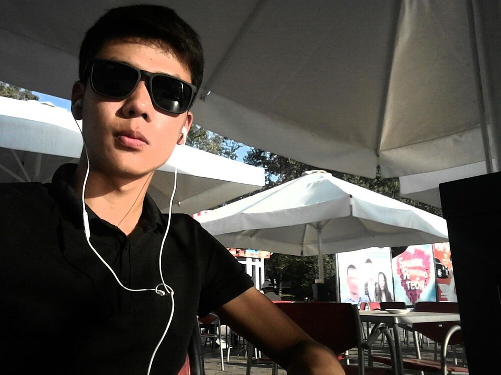  8710408  Anarbek, 26 ,    