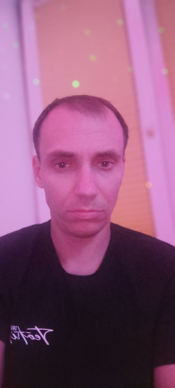  46304578  Zhan, 35 ,    