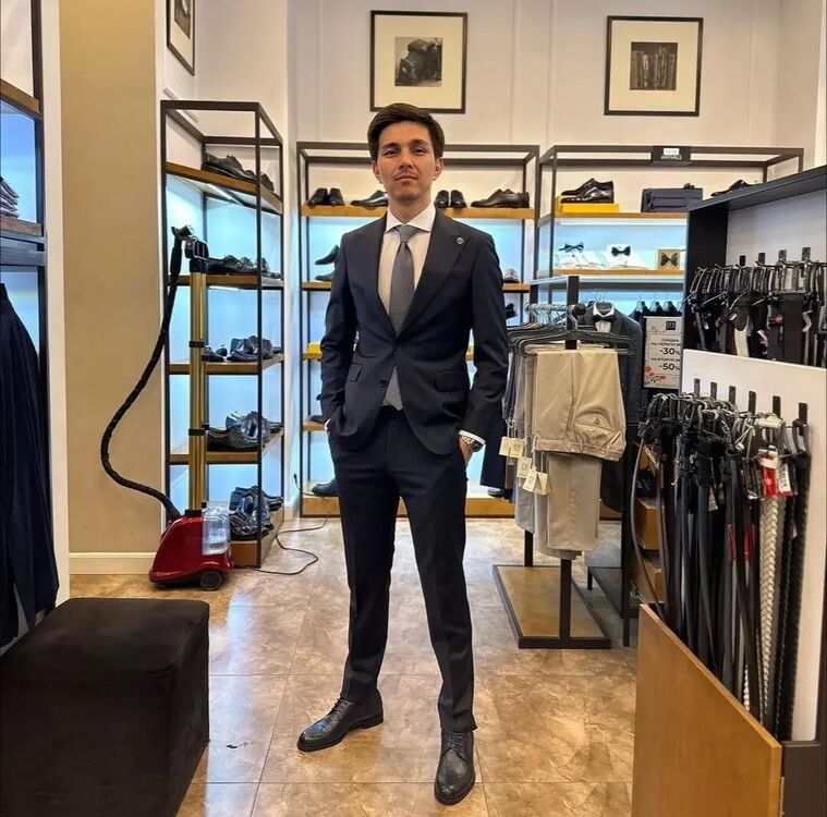 ���� 44061078 ������� ����, 37 ���, ���� ���������� � ������