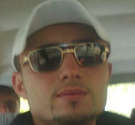  25537798  Ruslan, 37 ,    