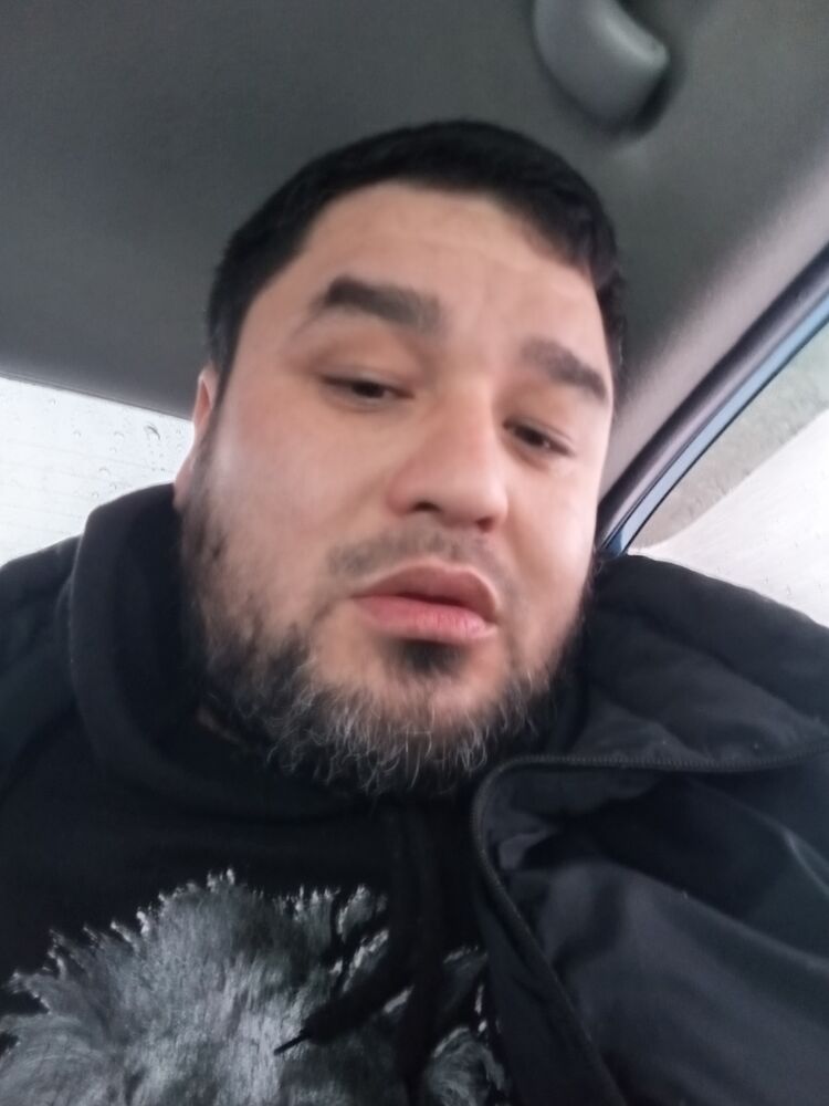  48907888  , 33 ,    