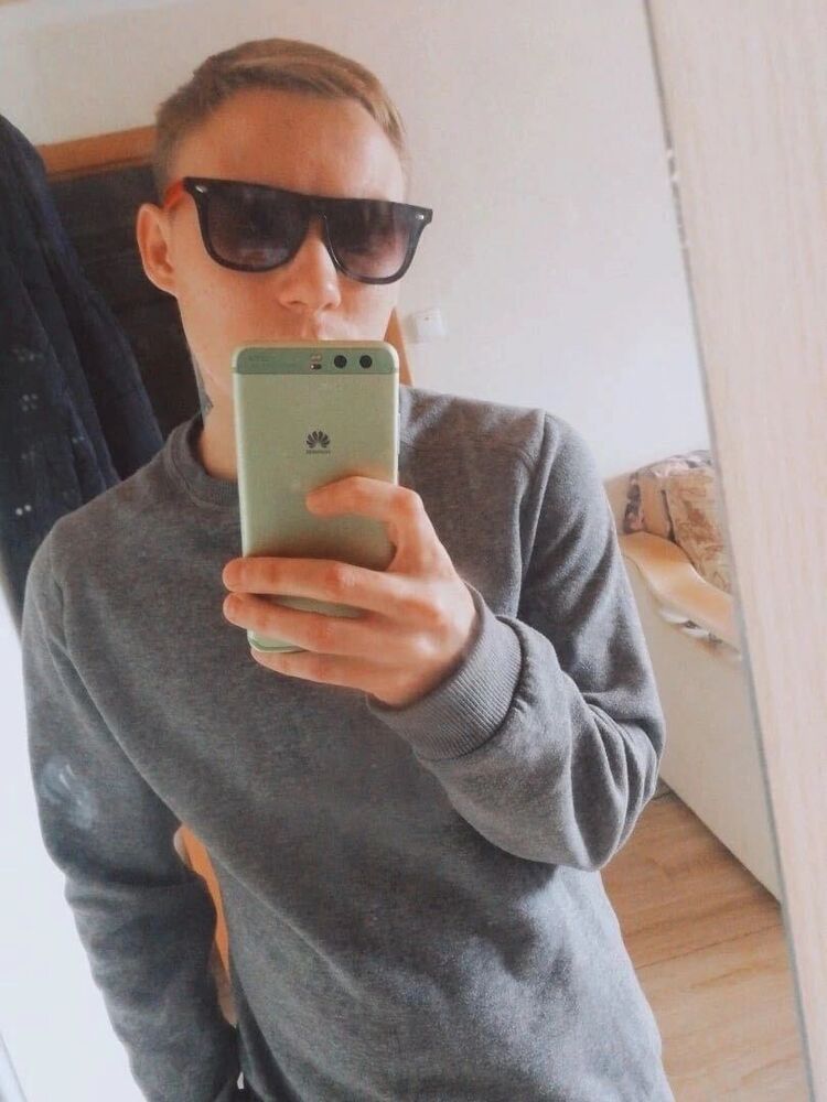  ,   Deniska, 23 ,     , c , 