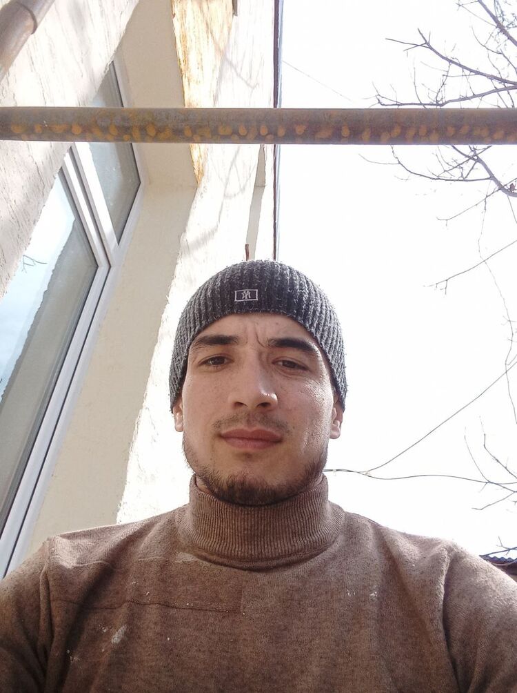  ,   Davron, 28 ,   ,   