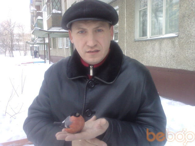  ,   Vitalek, 49 ,  