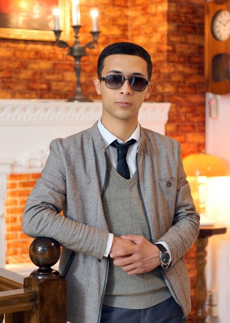  8341738  Umidjan, 32 ,    