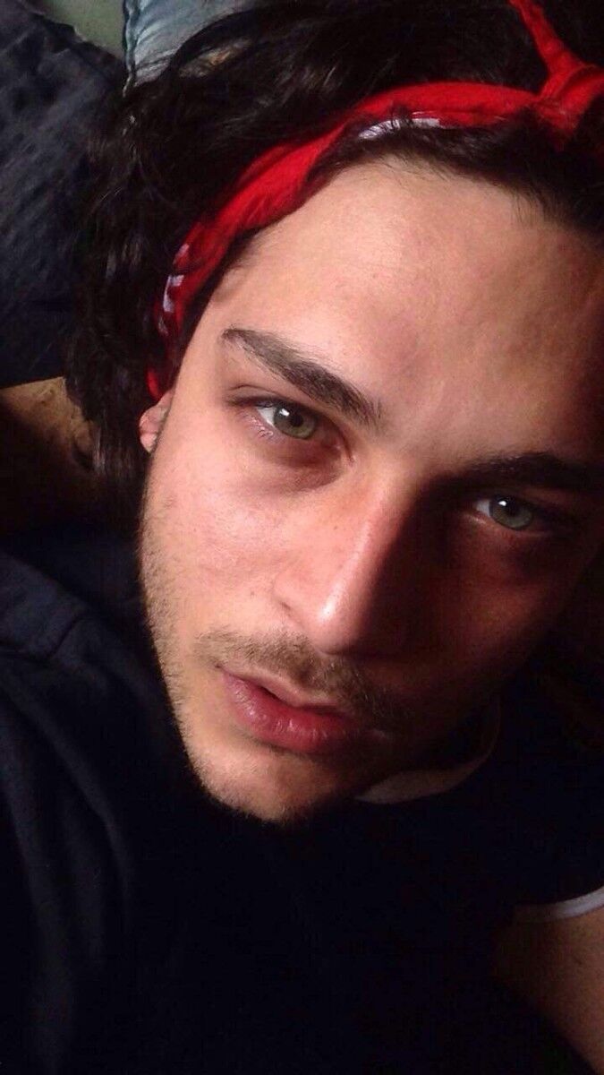  17451948  Mindia, 27 ,    