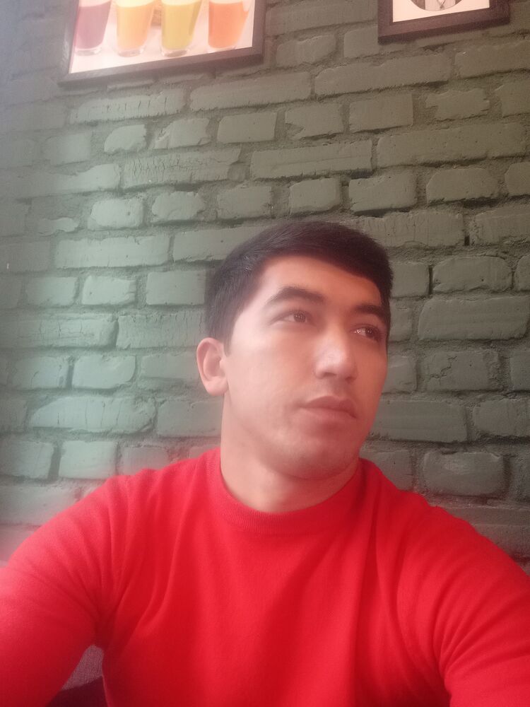  ,   Amirxon, 32 ,   ,   