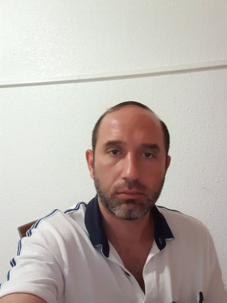  16667038  Gigo, 43 ,    Madrid