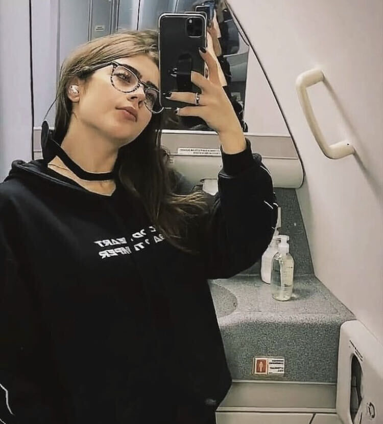  ,   Ava, 35 ,   ,   