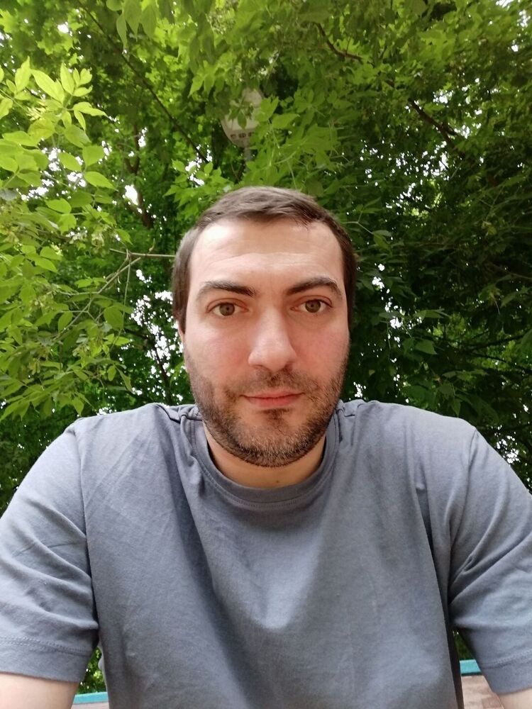  ,   Valo, 38 ,   