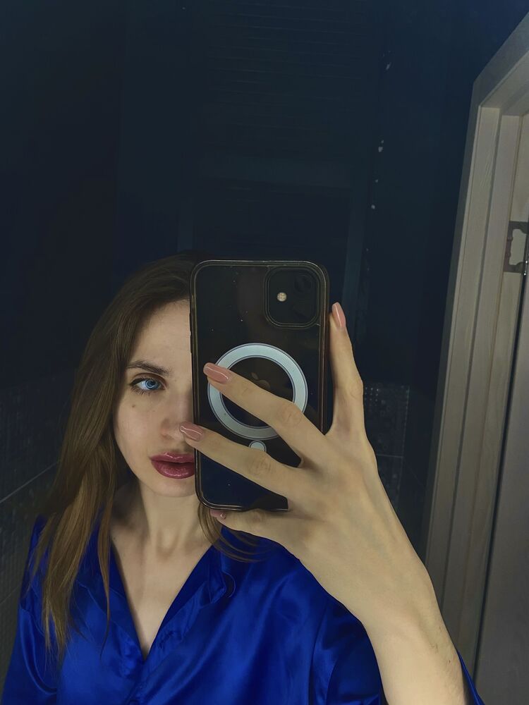  45680378  , 27 ,    
