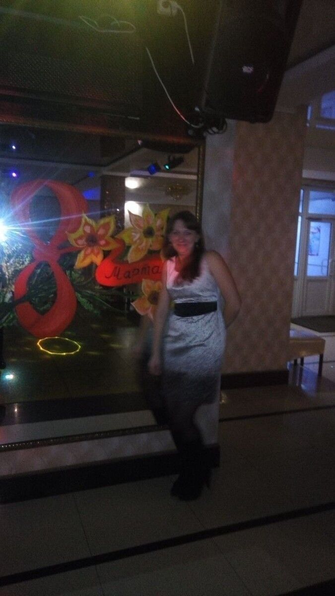  11678988  Elena, 41 ,    