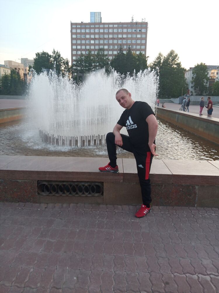  26137278  , 28 ,    