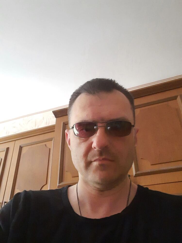  53525308  , 40 ,    -