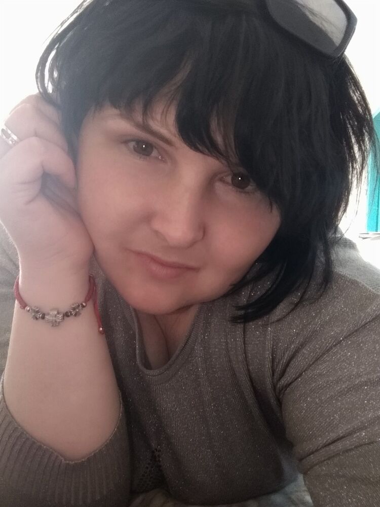  15873698  Irisska, 39 ,    