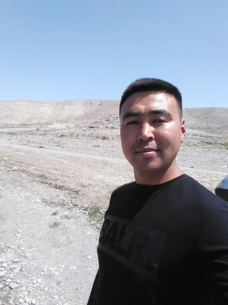  -,   Jahonwox, 31 ,   ,   , c 