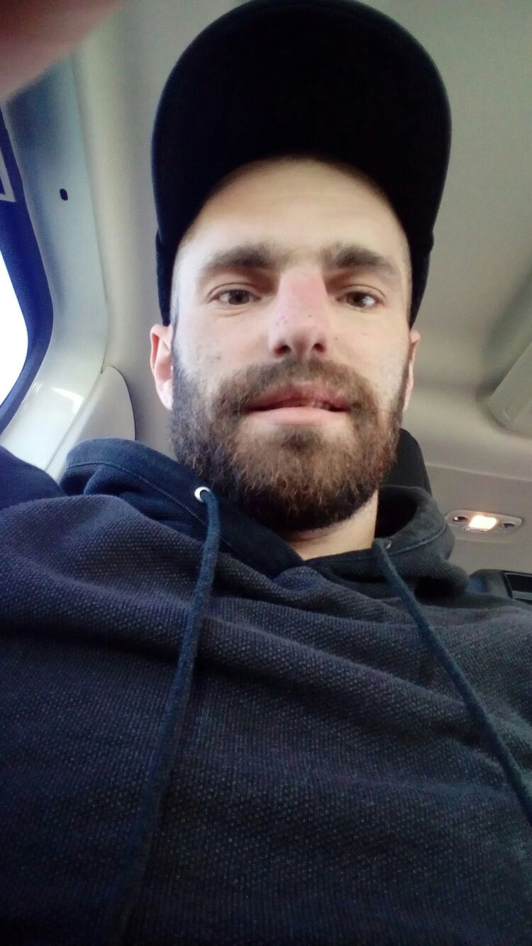  Tychy,   , 31 ,   ,   , c 