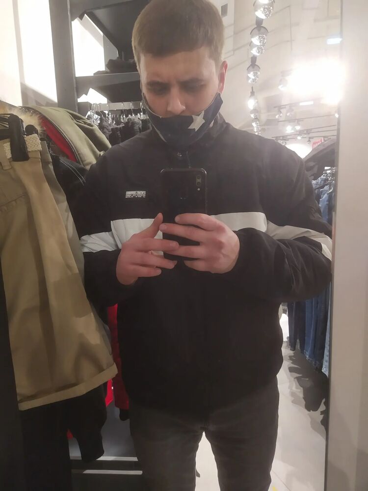  27666028  , 37 ,    