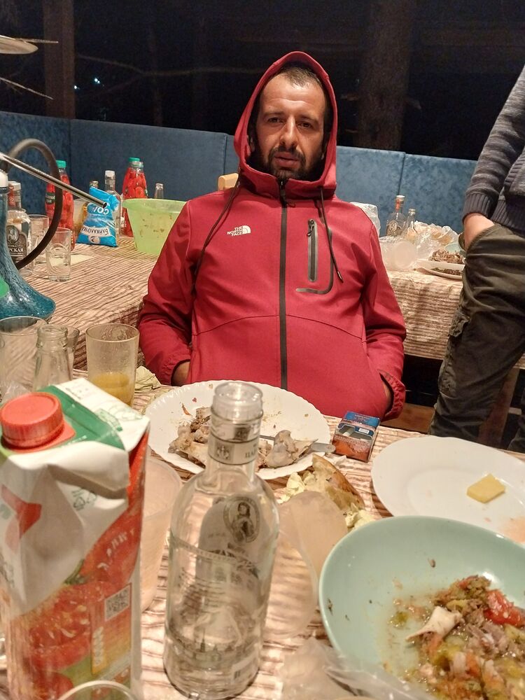  28572888  , 34 ,    -