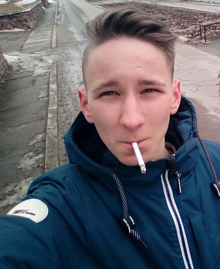  18136888  , 27 ,    