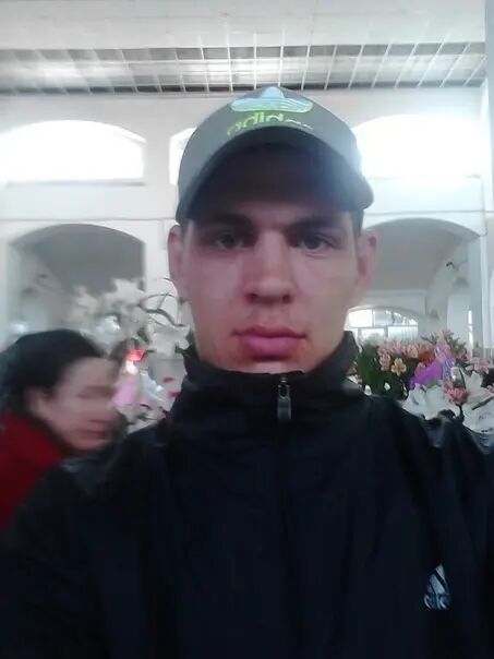  28221208  Andrey, 35 ,    