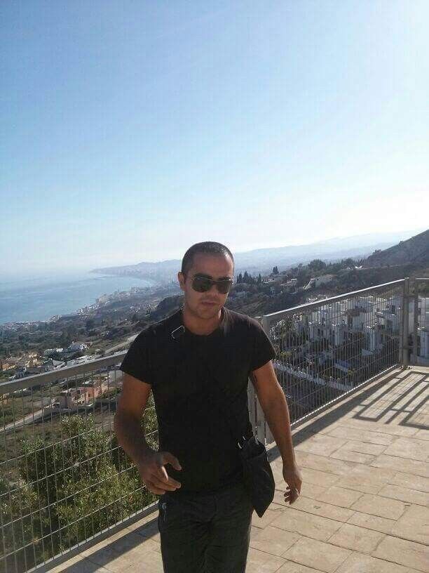  8773748  Ruslan, 40 ,    