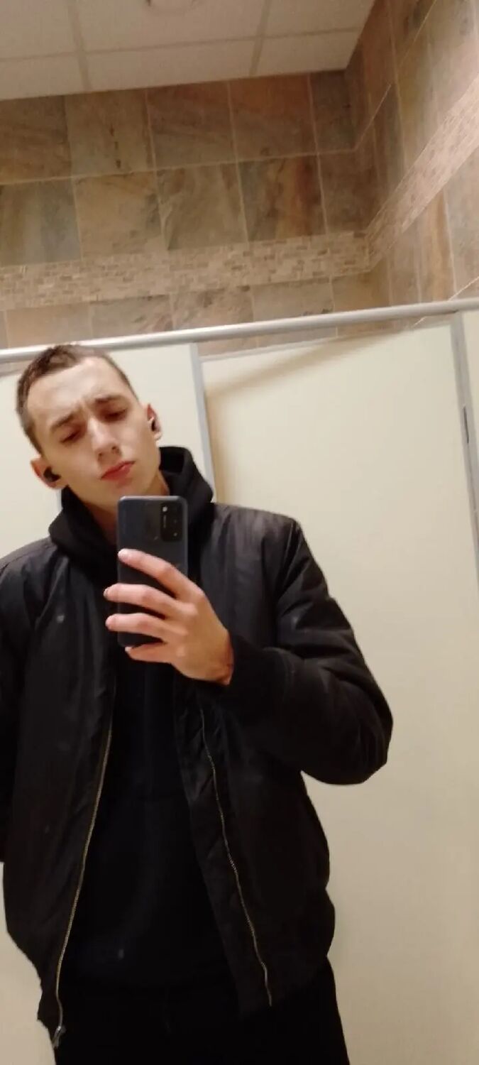  30461458  , 24 ,    