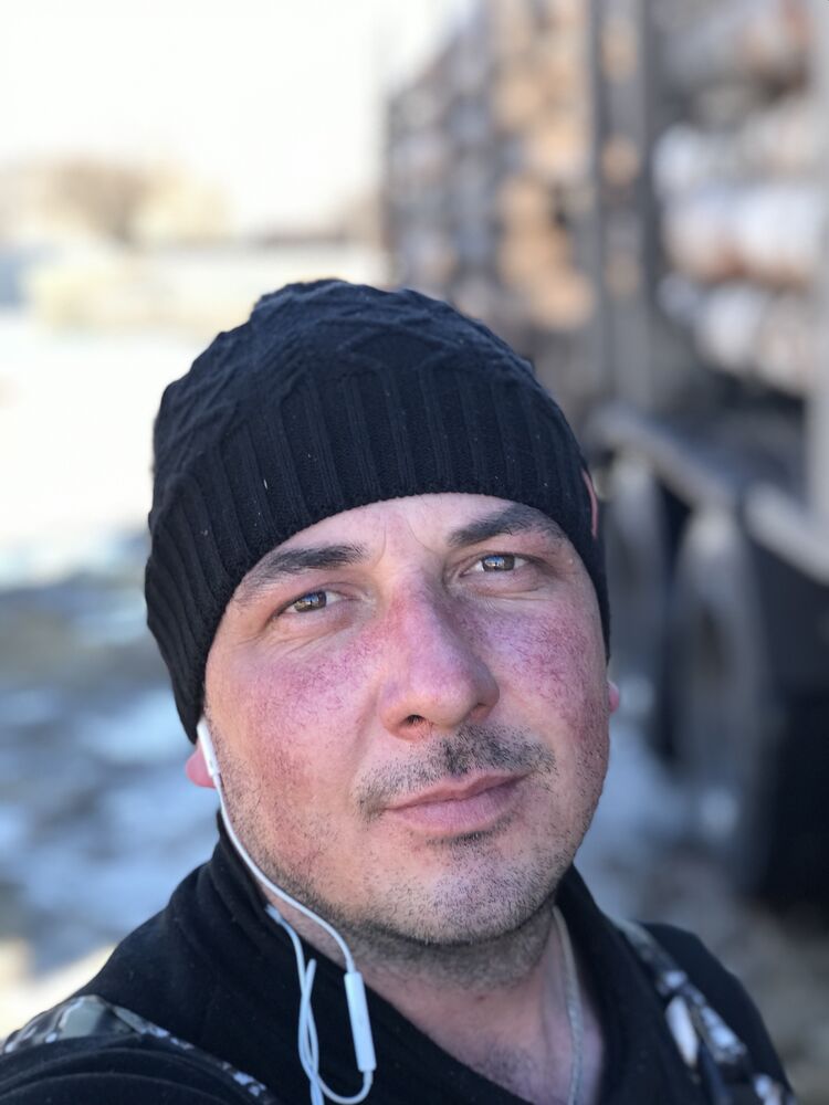  25265638  , 37 ,    