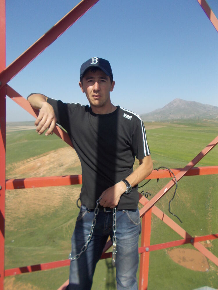  ,   Ruslan, 36 ,   
