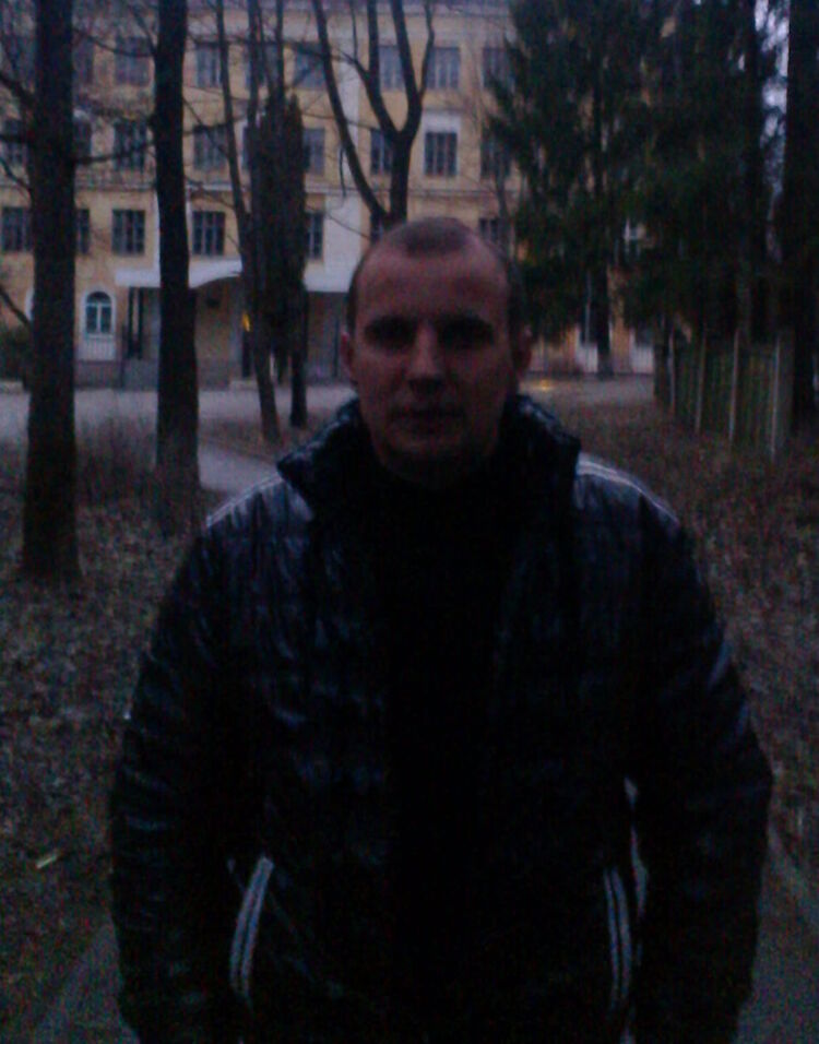  ,   Igor, 47 ,   