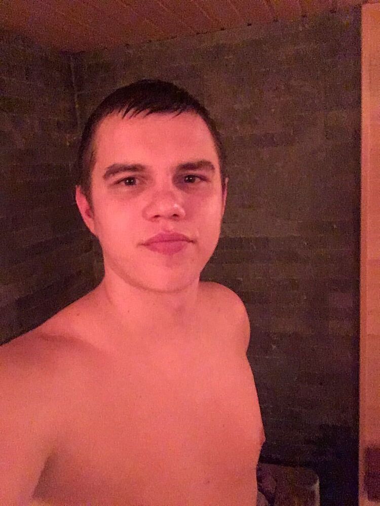  37574478  Jacob, 29 ,    