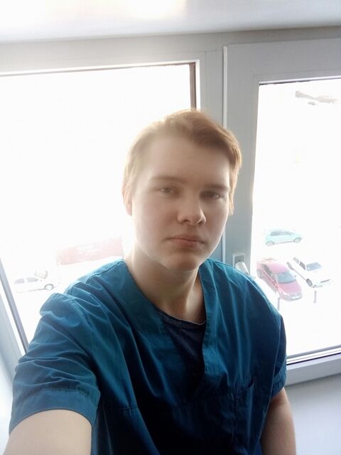  ,   Maxim, 26 ,   ,   , c 