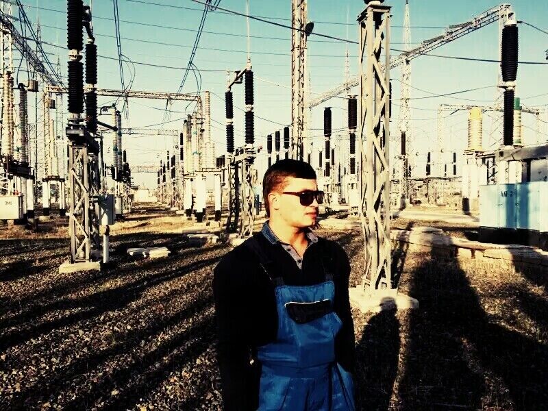  22357968  Yuzeew, 30 ,    