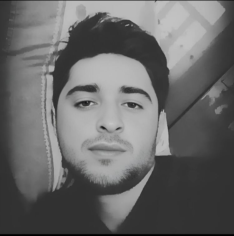  52538918  Elsad, 32 ,    