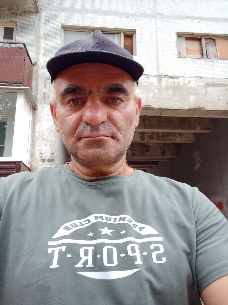  38644078  , 54 ,    