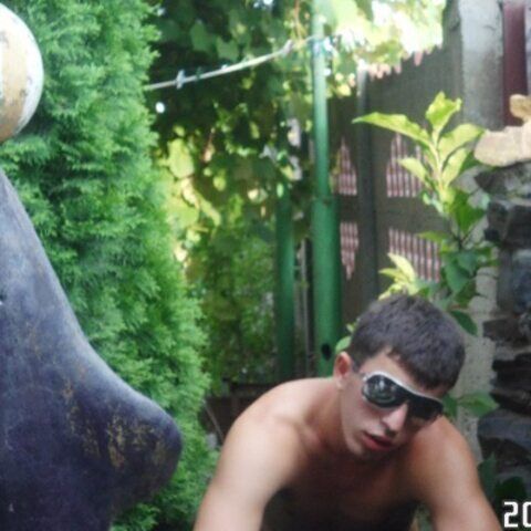  32298898  , 38 ,    