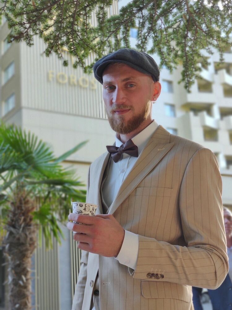 ���� 28323428 ������� ���� �������, 27 ���, ���� ���������� � �����-����������