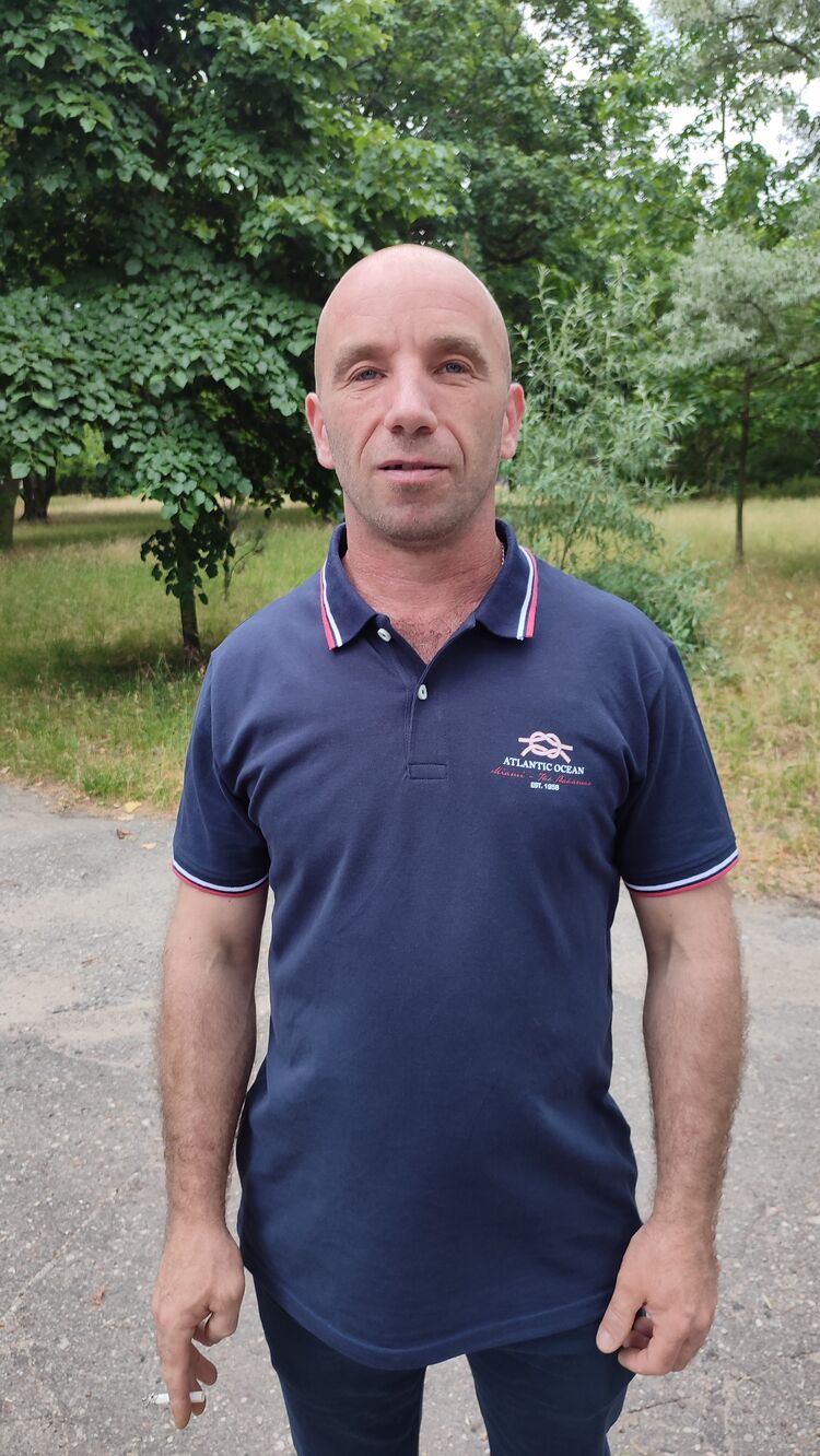  ,   Pavel, 42 ,   ,   