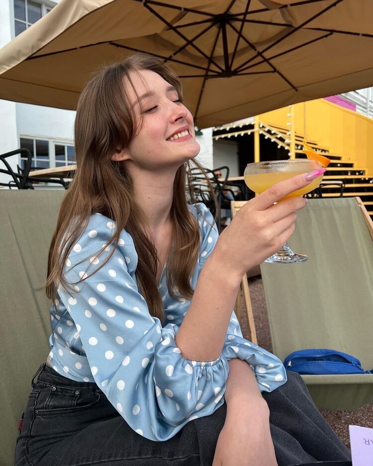  -,   , 24 ,   ,   , 