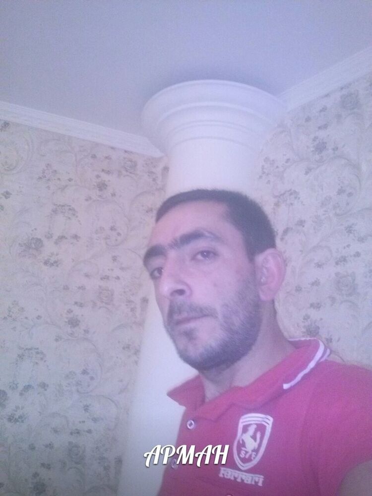  5450458  Arman, 44 ,    