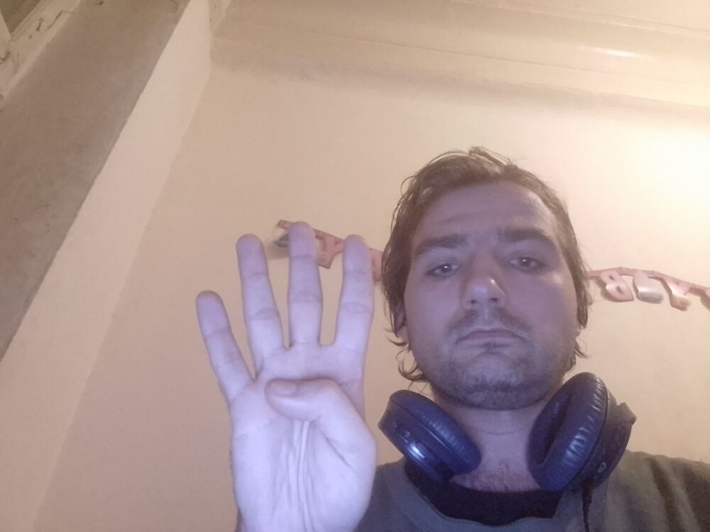 ���������� �����, ���� ������� Denis, 32 ����, ������������ ��� ������, ����� � ���������, c�������� ���������, ���������