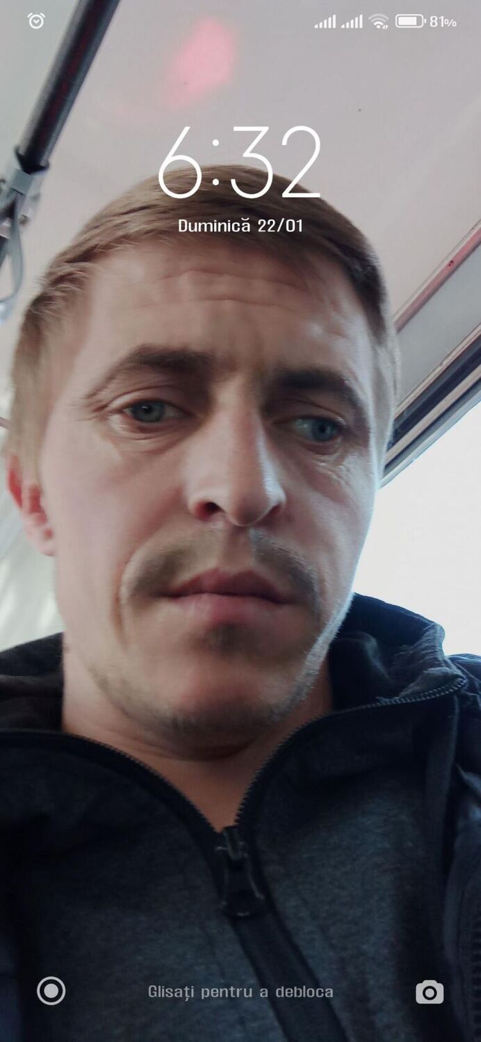  39642078  Alexei, 32 ,    