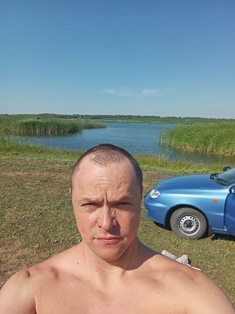  50657128  , 44 ,    