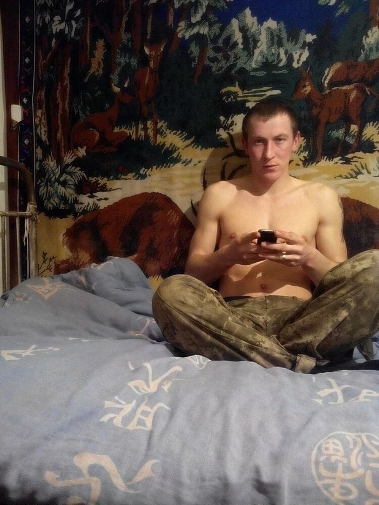  9399768  , 32 ,    